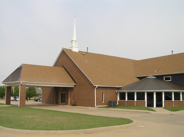 教會外觀與入口